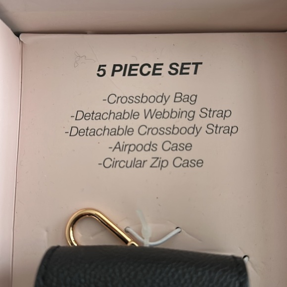 Brand New 5 Piece Anne Klein Purse Set - Picture 3 of 7